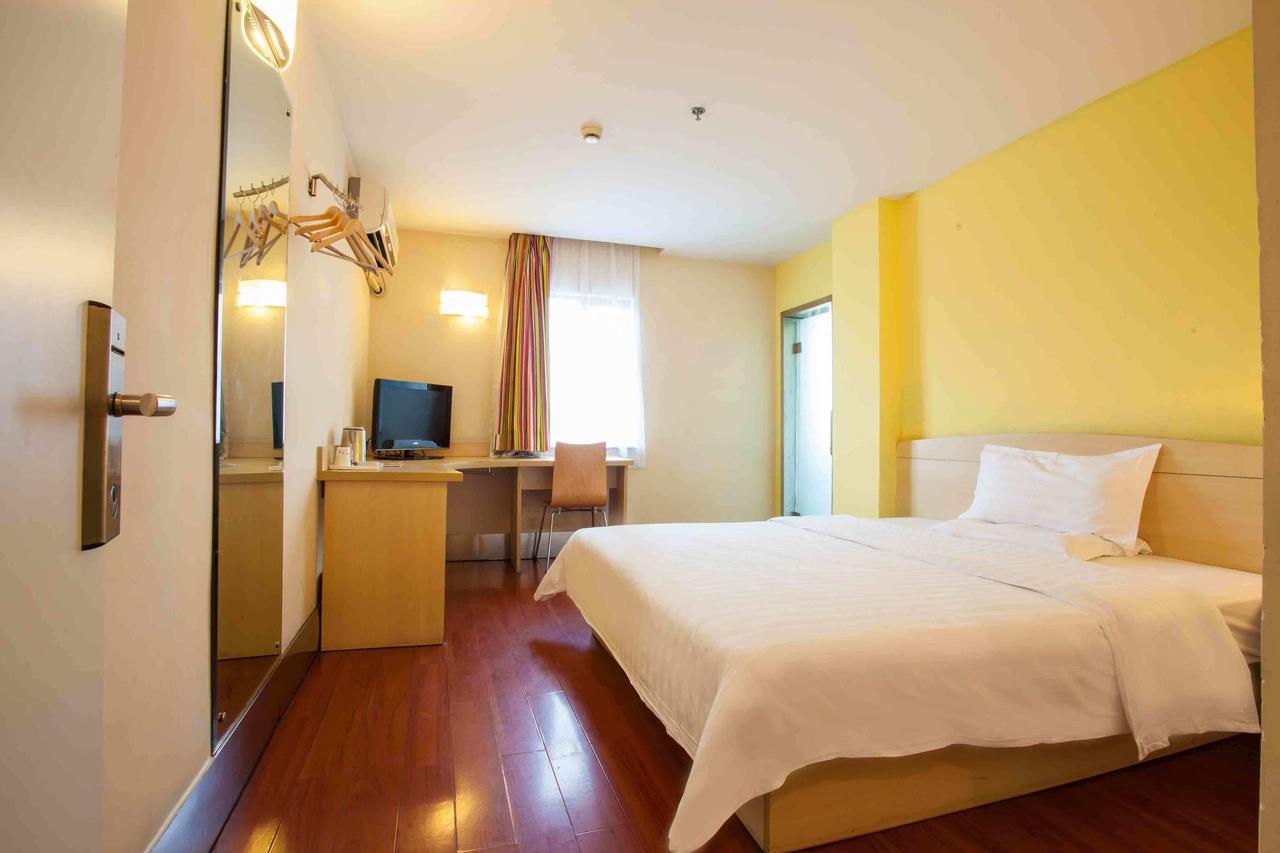 7Days Inn Deyang Wenmiao Square ภายนอก รูปภาพ