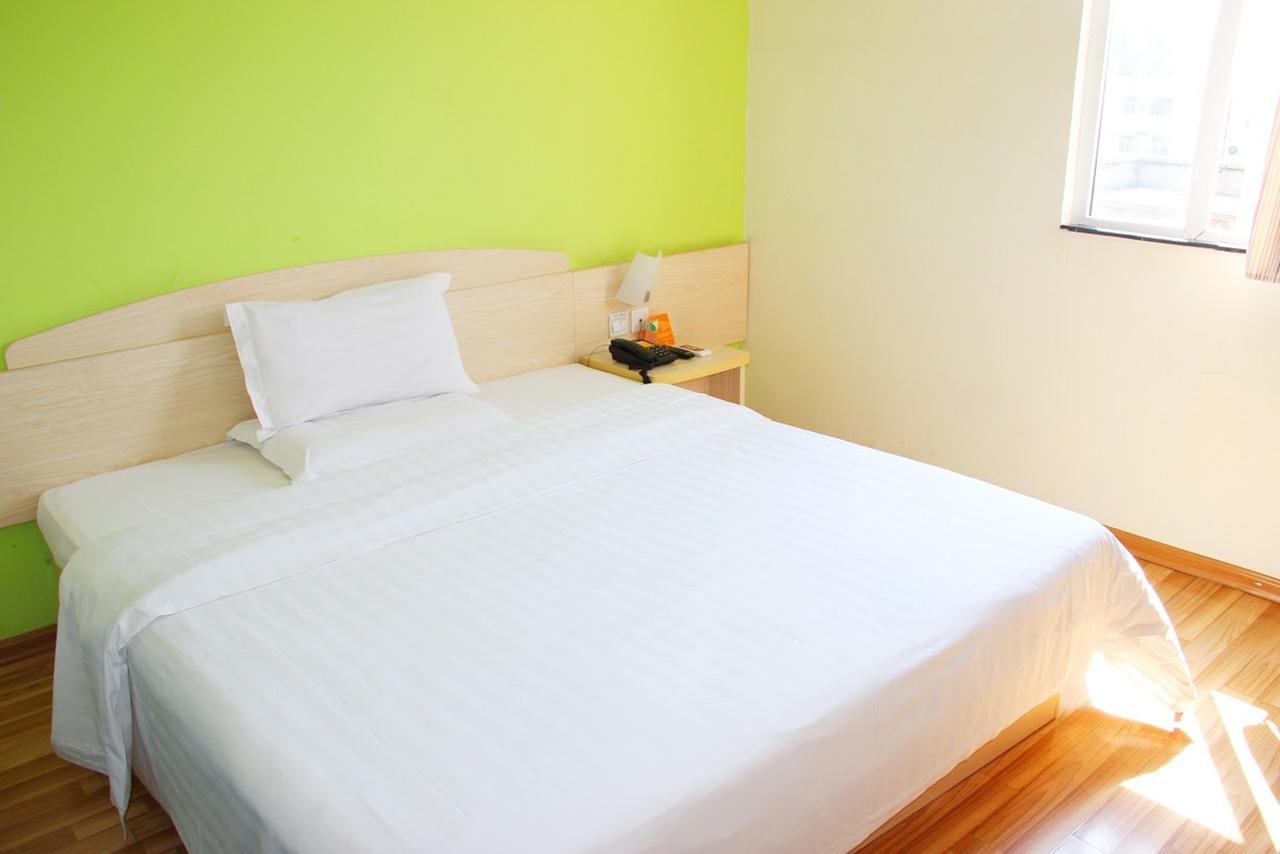 7Days Inn Deyang Wenmiao Square ภายนอก รูปภาพ