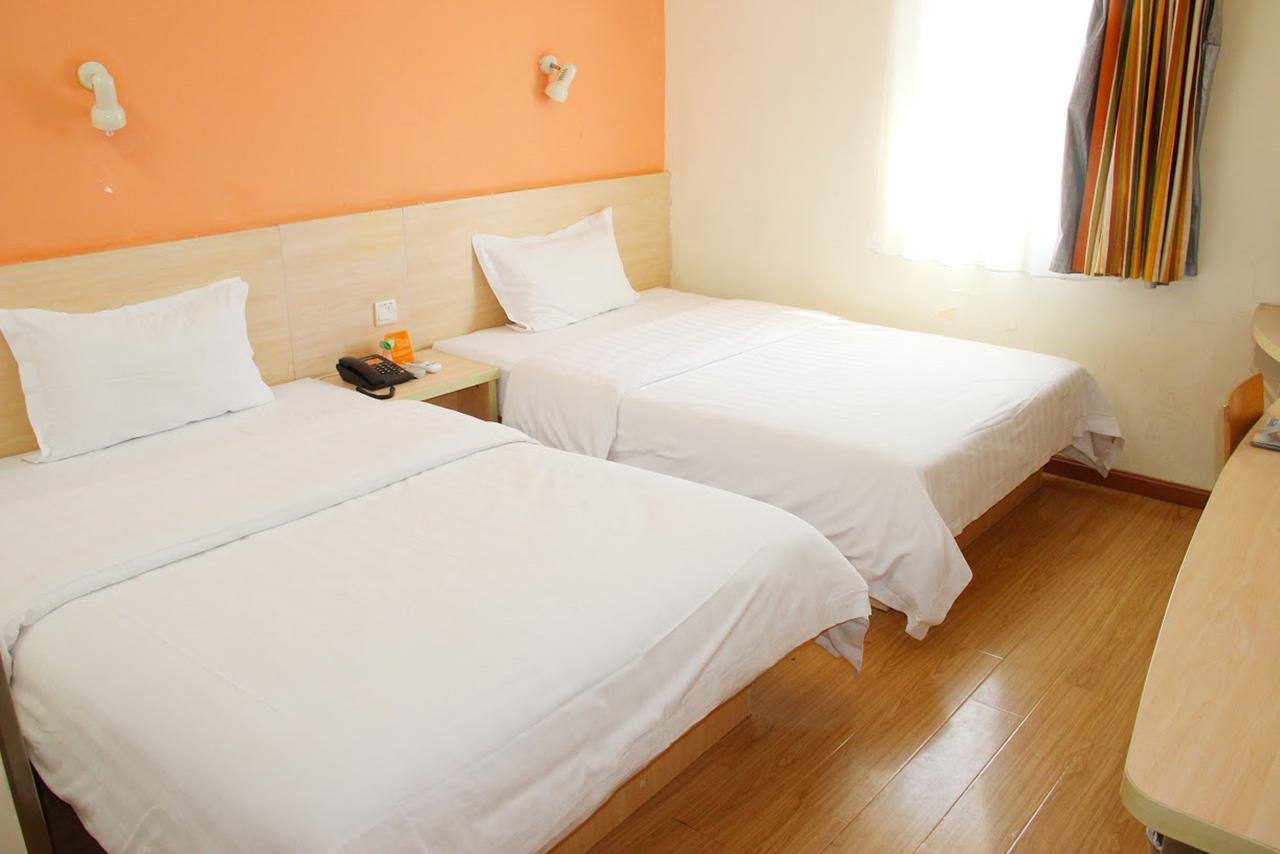 7Days Inn Deyang Wenmiao Square ภายนอก รูปภาพ